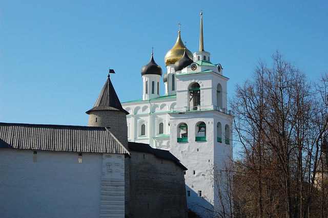 image from Churches of the Pskov School of Architecture