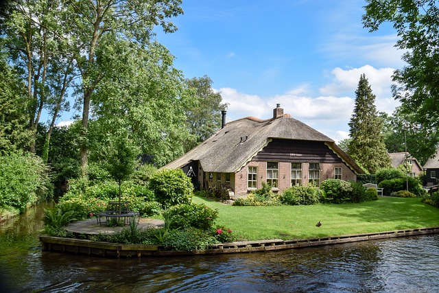 image from Walking Tours Giethoorn