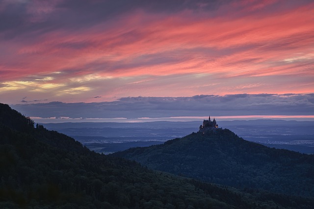 image from Diyarbak R Fortress and Hevsel Gardens Cultural Landscape