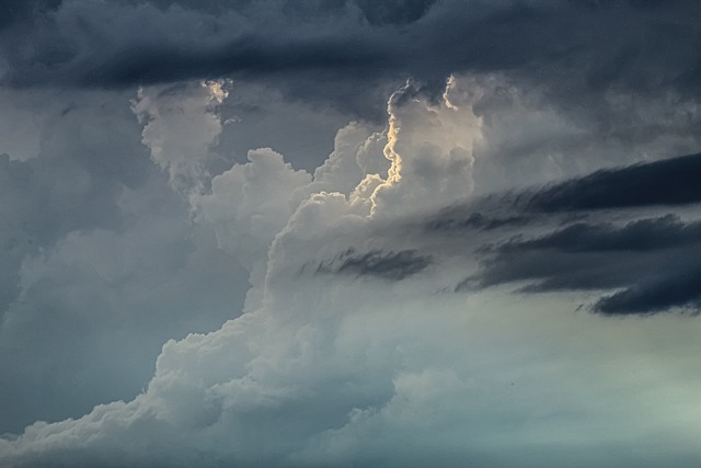 image from Thunder Through The Sand Dunes Outside Abu Dhabi On A Desert Safari